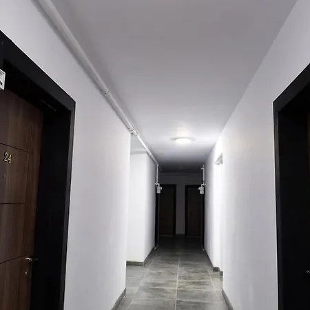 Blue In N Pool Apartment *