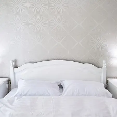 Blue In N Pool Appartement *